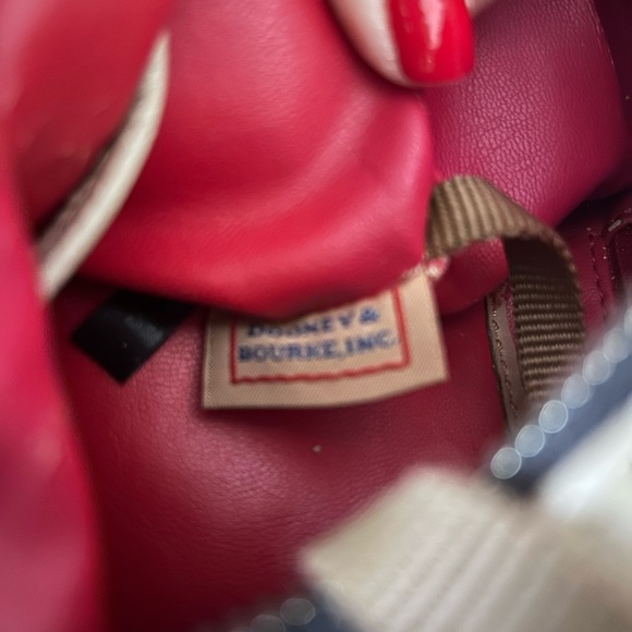 Dooney & Bourke 1975 European Leather Sophie Hobo Tan & Black Gold Hardware - Picture 16 of 16